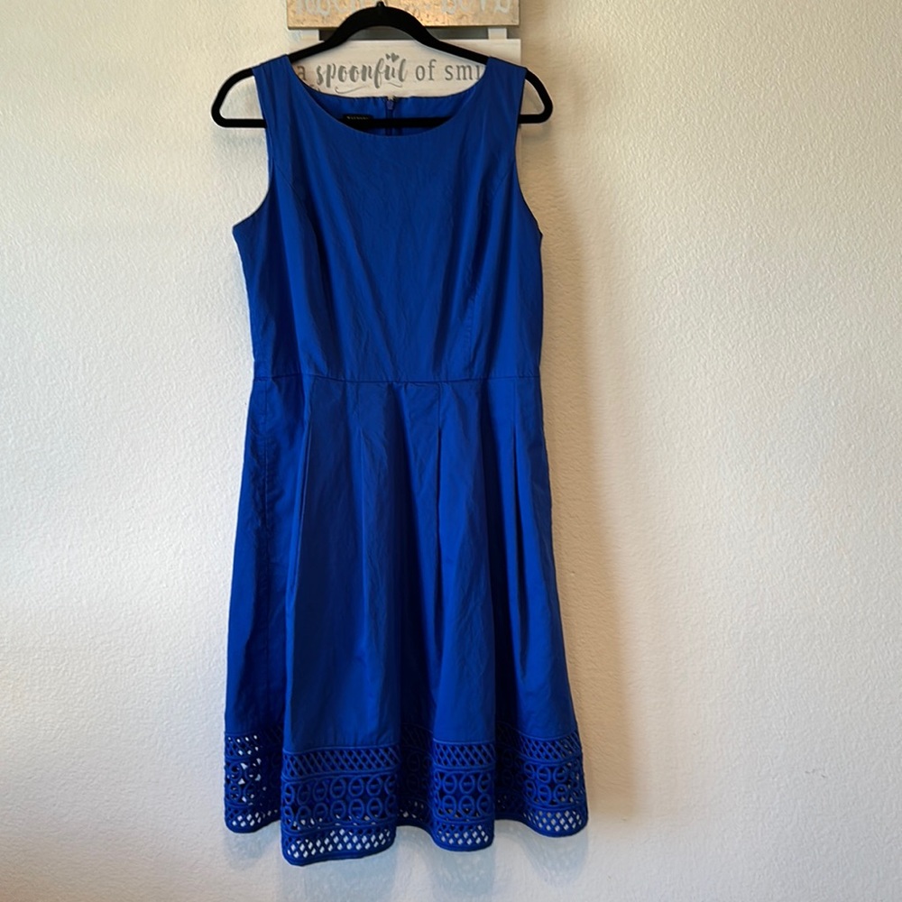 Tabolts bright royal Blue size 10